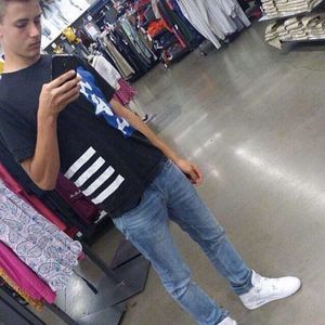 Meet your Posher, Tommy